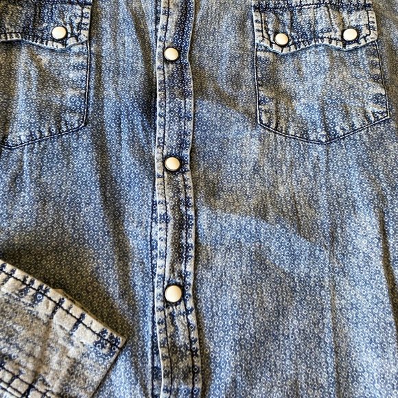 BNWT Men's Denim Shirt - Picture 3 of 11